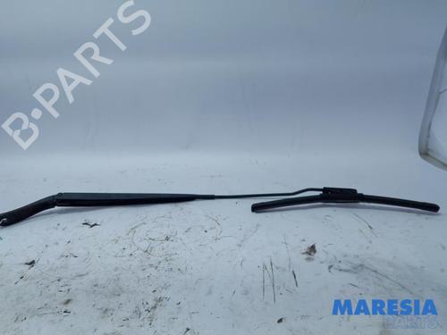 front-windshield-wiper-arm-citroen-c3-ii-sc_-2009-31446618 main image