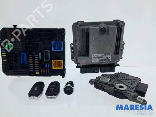 Used Engine control unit (ECU) PEUGEOT 3008 II SUV (MC_, MR_, MJ_, M4_) Hybrid (224 hp) 32281288