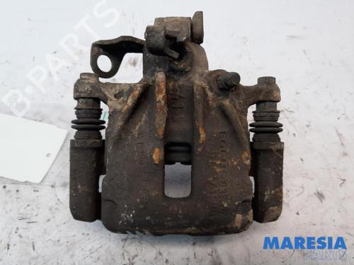 Used Right rear brake caliper NISSAN NV300 Van (X82) 1.6 dci 125 (125 hp) 31390689