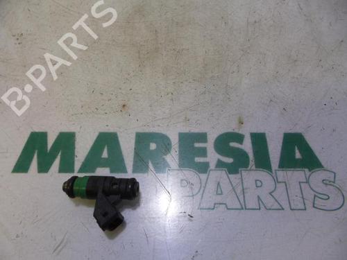Used Injector RENAULT ESPACE IV (JK0/1_) 2.0 (JK09) (136 hp) 31524133