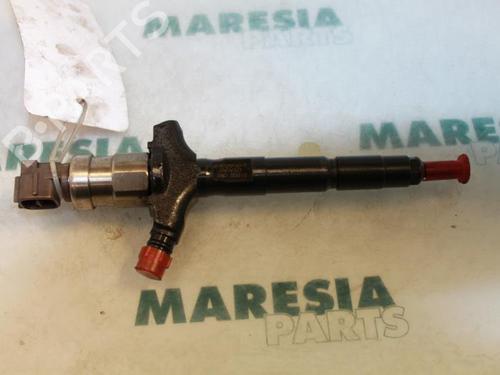 Used Injector RENAULT VEL SATIS (BJ0_) 3.0 dCi (BJ0J, BJ0N) (177 hp) 31423011