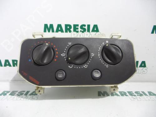 Used Climate control RENAULT CLIO II (BB_, CB_) 1.2 (BB0A, BB0F, BB10, BB1K, BB28, BB2D, BB2H, CB0A,... (58 hp) 31484983