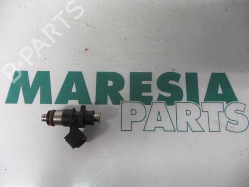 Used Injector RENAULT TWINGO I (C06_) 1.2 16V (C06C, C06D, C06K) (75 hp) 31490992