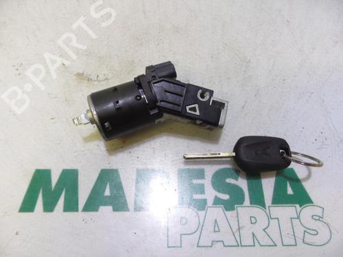 Used Ignition barrel PEUGEOT 208 I (CA_, CC_) 1.2 VTI 82 (82 hp) 31422960