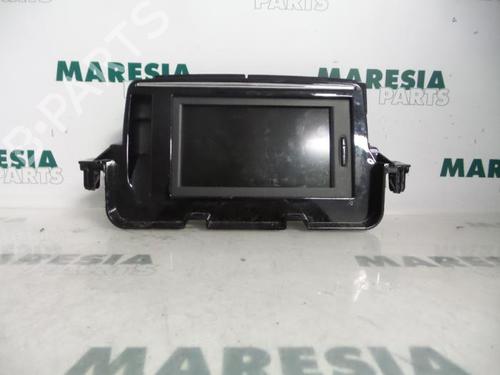 Used Display monitor RENAULT MEGANE III Grandtour (KZ0/1) 1.5 dCi (KZ09, KZ0D, KZ1G, KZ29, KZ14, KZ1W, KZ10, KZ1F,... (110 hp) 31529489