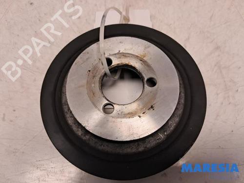 Riemenscheibe für PEUGEOT 208 I (CA_, CC_) 1.2 VTI 82 (82 hp) 31495204