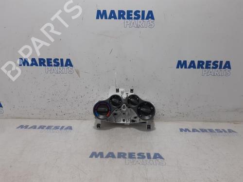 Used Climate control FIAT PANDA (169_) 1.2 (169.AXB11, 169.AXB1A) (60 hp) 31472454