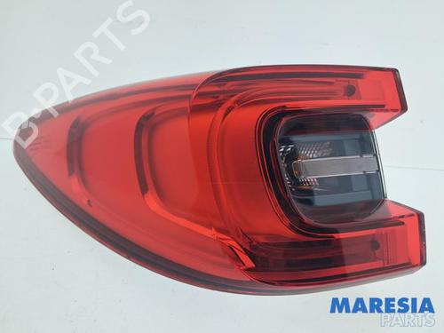 Venstre baglygte Venstre baglygte RENAULT KADJAR (HA_, HL_) 1.2 TCe 130 (HLMR) (130 hp) 39726060 39726060