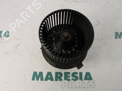 Used Heater blower motor PEUGEOT 207 (WA_, WC_) 1.4 (75 hp) 31505778