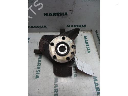 Used Right front steering knuckle PEUGEOT EXPERT (224_) 1.6 (79 hp) 31434725