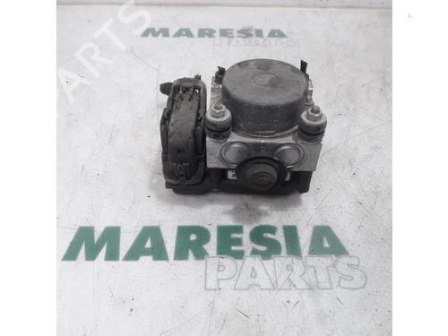 Used ABS pump FIAT PANDA (169_) 1.2 (169.AXB11, 169.AXB1A) (60 hp) 31458016