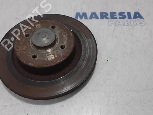 Used Left rear steering knuckle Left rear steering knuckle RENAULT GRAND SCÉNIC II (JM0/1_) 2.0 (135 hp) 31497226 31497226