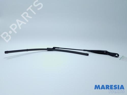front-windshield-wiper-arm-peugeot-208-i-ca_-cc_-2012-2013-2014-2015-2016-2017-2018-2019-2020-2021-31474232 main image