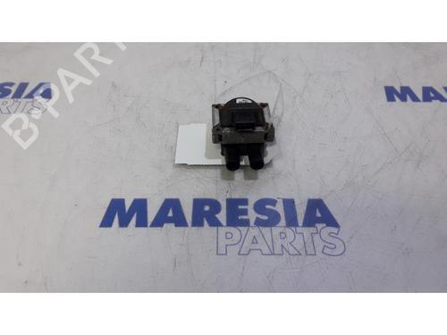 Used Ignition coil Ignition coil RENAULT MEGANE I Cabriolet (EA0/1_) 2.0 (EA0G) (114 hp) 31465406 31465406
