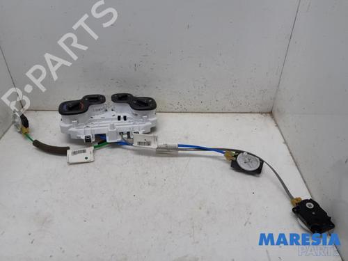 Used Climate control FIAT PANDA (312_, 319_) 0.9 (312PXG1A) (86 hp) 31516287