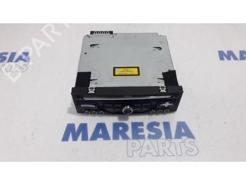 Used Radio PEUGEOT 3008 I MPV (0U_) 1.6 THP (150 hp) 31454930