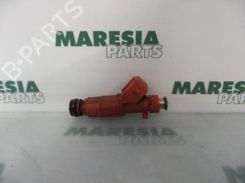 Used Injector ALFA ROMEO 156 (932_) 2.0 16V T.SPARK (932A2) (155 hp) 31447084
