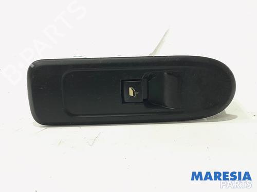 Used Switch PEUGEOT 308 I (4A_, 4C_) 1.6 16V (150 hp) 31518223