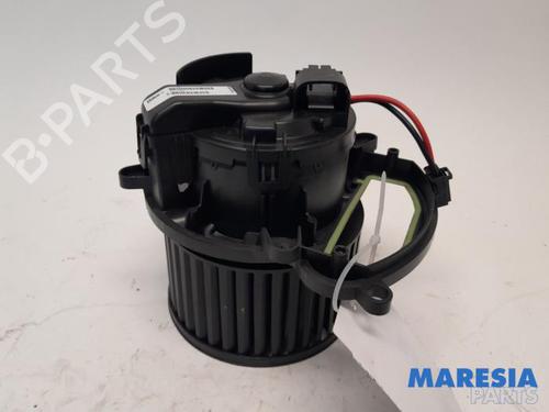Used Heater blower motor RENAULT KADJAR (HA_, HL_) 1.6 TCe 165 (HLMH) (163 hp) 31499106