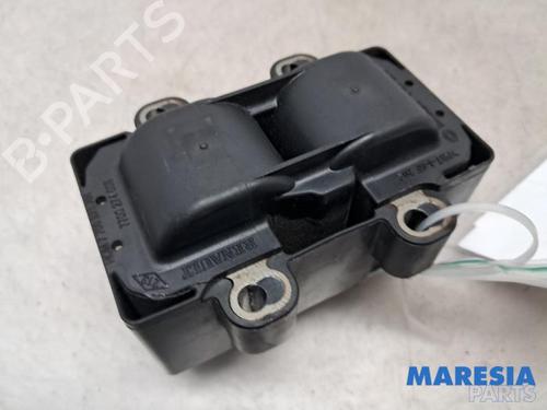 Used Ignition coil RENAULT TWINGO II (CN0_) 1.2 (CN0D) (58 hp) 31506047