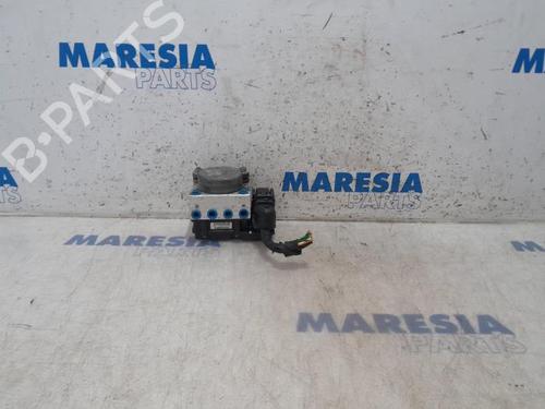 Used ABS pump FIAT 500 (312_) 0.9 (312AXG1A, 312.AXG11) (86 hp) 31515995