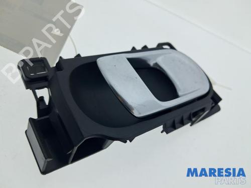 Used Front left exterior door handle Front left exterior door handle 38569469 38569469