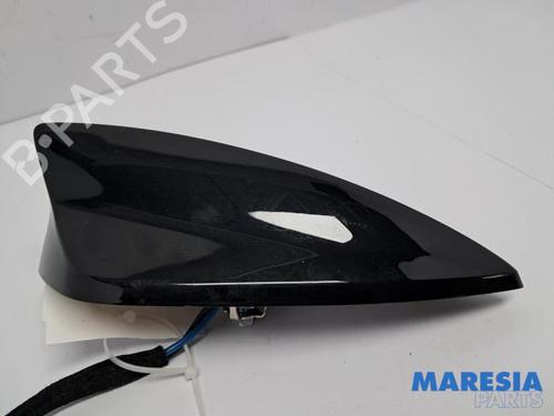 Used Antenna/Base OPEL GRANDLAND / GRANDLAND X (A18, P1UO) 1.2 (75) (131 hp) 31417399