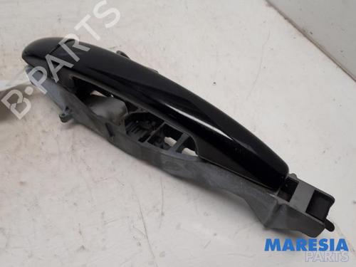 Used Front right exterior door handle PEUGEOT 5008 (0U_, 0E_) 1.6 16V (156 hp) 31497966