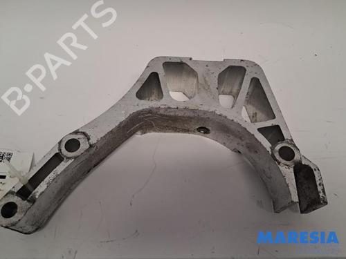 Used Gearbox mount Gearbox mount FIAT 500 C (312_) 0.9 (312AG1A) (86 hp) 33803047 33803047
