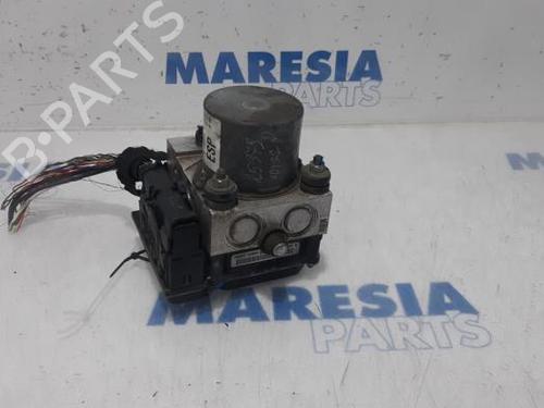 Used ABS pump ABS pump FIAT GRANDE PUNTO (199_) 1.4 16V (199BXG1B, 199AXG1B) (95 hp) 31418721 31418721
