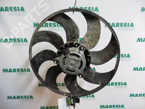 Used Pipe FIAT BRAVO II (198_) 1.4 (198AXA1B) (90 hp) 31530050