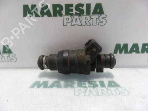 Used Injector CITROËN XSARA Break (N2) 1.8 i 16V (110 hp) 31506431