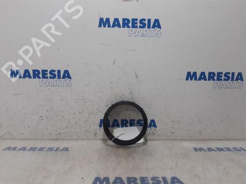 fuel-pump-peugeot-3008-i-mpv-0u_-2009-2010-2011-2012-2013-2014-2015-2016-2017-31439188 main image