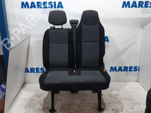 Used Rear seat (2nd row) RENAULT MASTER III Van (FV) 2.3 dCi 100 FWD (FV0A, FV0B, FV0G, FV0K, FV0H) (101 hp) 31440522