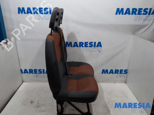Rear seat (2nd row) FIAT DUCATO Van (250_) 100 Multijet 2,2 D | BP31415471I23 