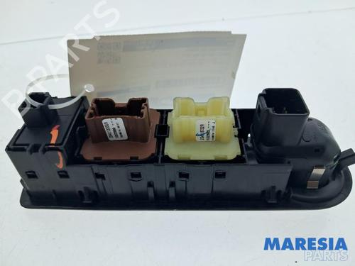 Switch RENAULT CAPTUR I (J5_, H5_) 1.2 TCe 120 | BP37992394I30 - Image 2