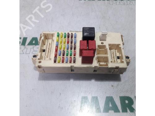 Used Fuse box ALFA ROMEO 159 Sportwagon (939_) 3.2 JTS (939BXH1B) (260 hp) 31460478
