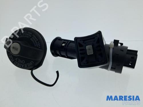 Used Ignition barrel Ignition barrel FIAT 500 C (312_) 0.9 (312AG1A) (86 hp) 33832601 33832601