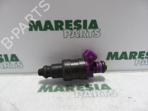 injector-renault-twingo-i-c06_-1993-1994-1995-1996-1997-1998-1999-2000-2001-2002-2003-2004-2005-2006-2007-2008-2009-2010-2011-2012-31495710 main image