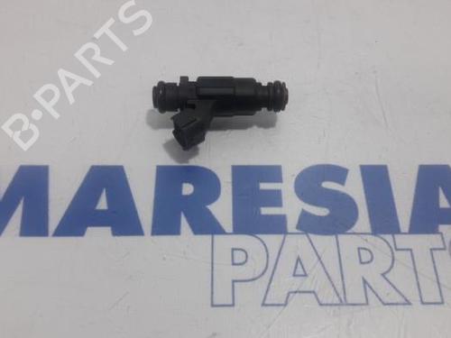 Used Injector PEUGEOT 208 I (CA_, CC_) 1.2 VTI 82 (82 hp) 31435024