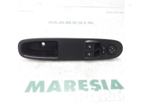 BP31436140I30 main image