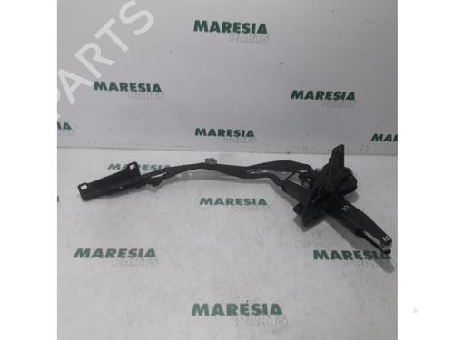 other-peugeot-207-cc-wd_-2007-2008-2009-2010-2011-2012-2013-2014-2015-31385568 main image