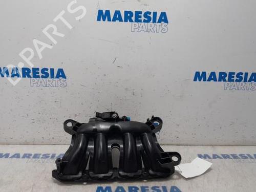 Used Injection rail PEUGEOT 5008 (0U_, 0E_) 1.6 16V (156 hp) 31403749