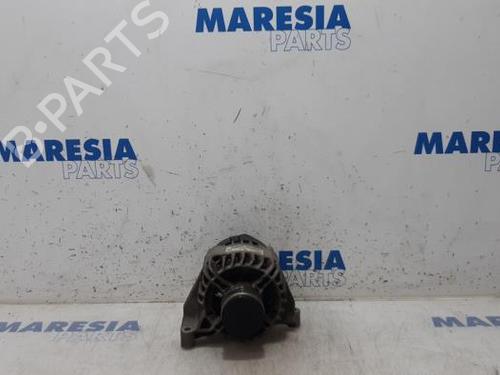 Used Alternator FIAT 500 (312_) 0.9 (312AXG1A, 312.AXG11) (86 hp) 31486119