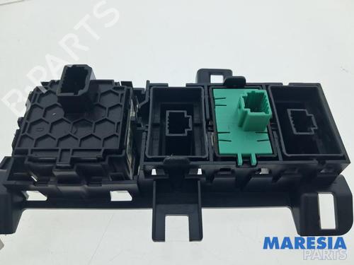Switch RENAULT TWINGO III (BCM_, BCA_) 1.0 SCe 70 | BP36158797I30 - Image 4