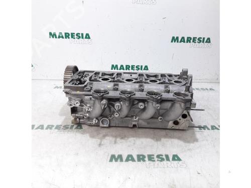 Used Cylinder head CITROËN C5 III Break (RW_) 2.0 HDi (136 hp) 31524301