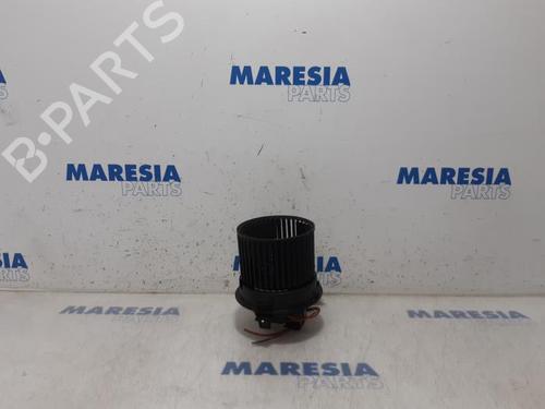 Used Heater blower motor Heater blower motor RENAULT CLIO IV (BH_) 1.2 TCe 120 (BHM0) (120 hp) 31390193 31390193