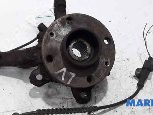 Used Left front steering knuckle RENAULT TWINGO II (CN0_) 1.2 16V (CN0K, CN0V, CN0A) (76 hp) 31386090