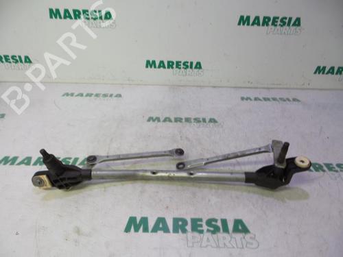 Used Front wipers mechanism Front wipers mechanism RENAULT MEGANE III Grandtour (KZ0/1) 1.5 dCi (KZ09, KZ0D, KZ1G, KZ29, KZ14, KZ1W, KZ10, KZ1F,... (110 hp) 31448678 31448678
