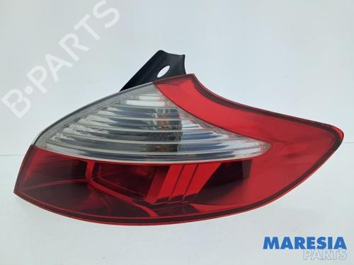 right-taillight-renault-megane-iii-hatchback-bz01_-b3_-2008-40462816 main image